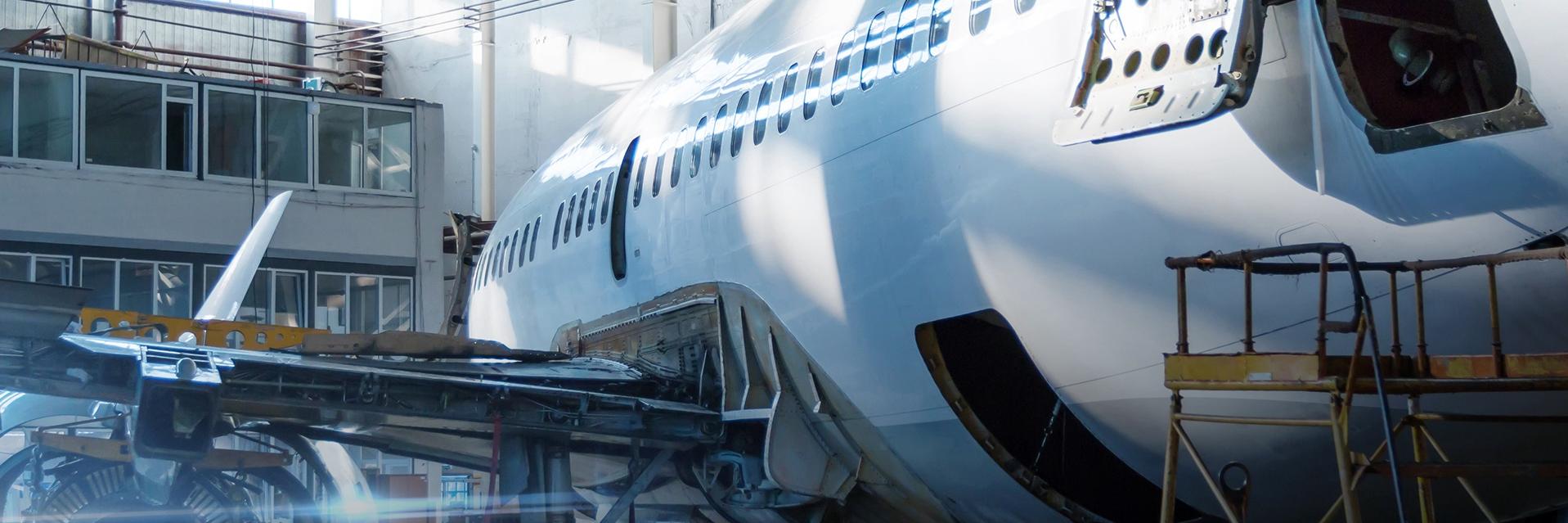 Inspection des défauts de surface pour maintenance aéronautique