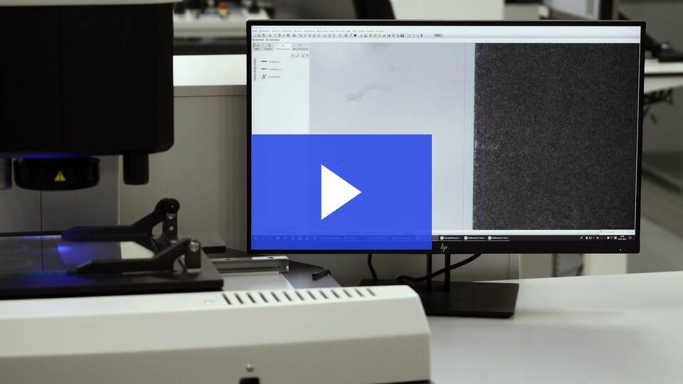 Inspection des électrodes coupées avec ZEISS O-INSPECT 