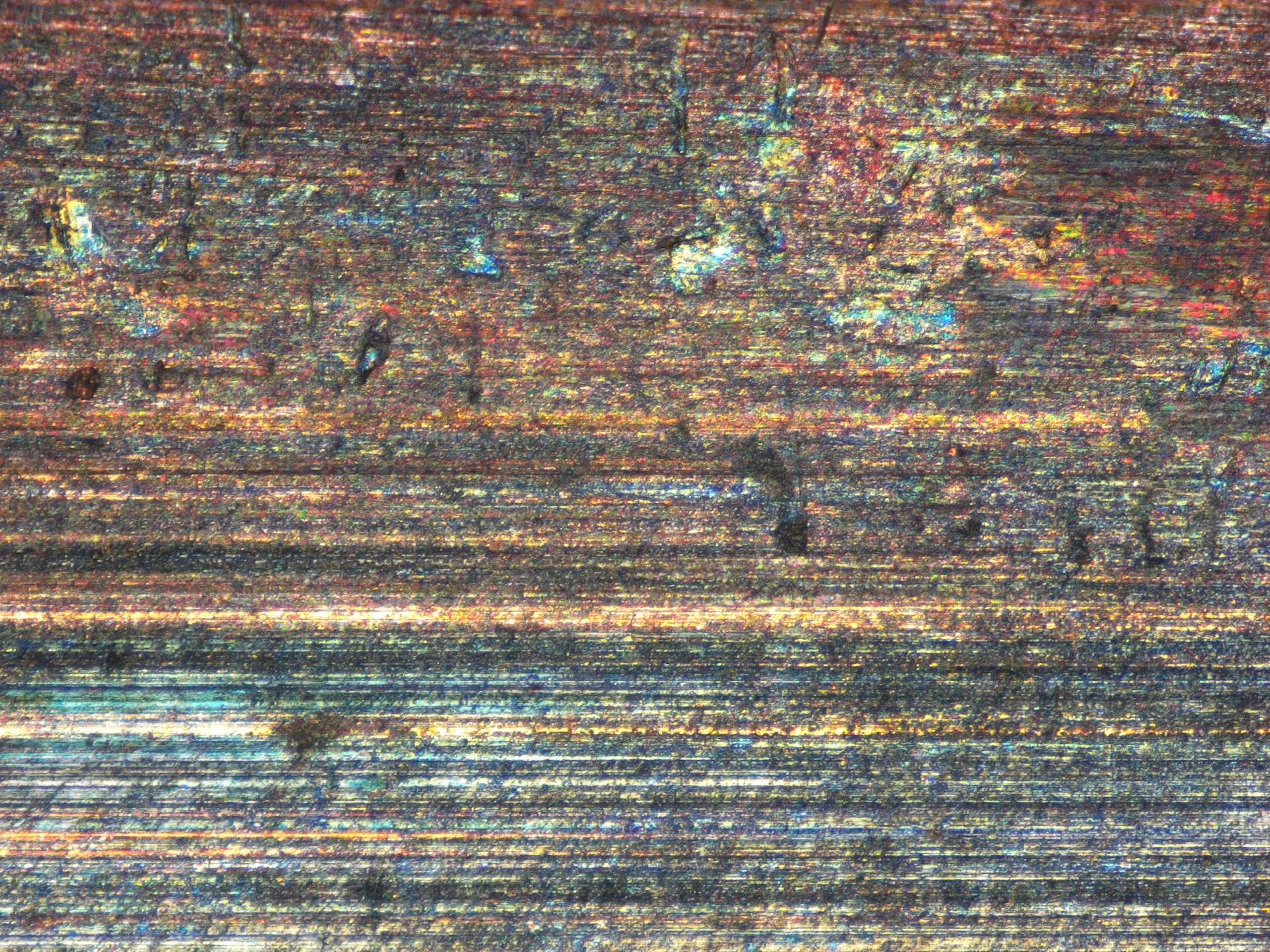 Boîtier de cartouche sous le microscope pour les analyses médico-légales