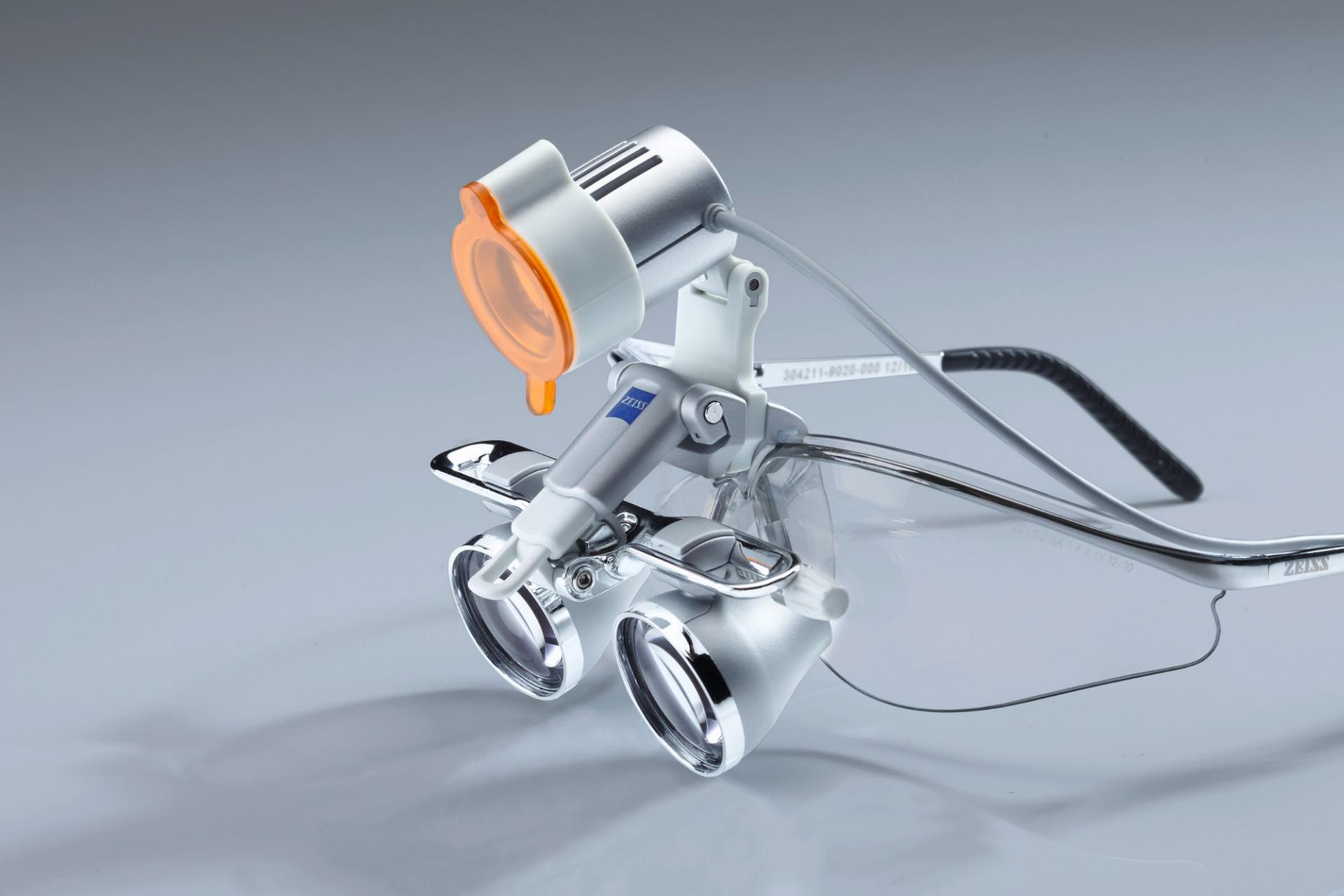 Loupe dentaire sales zeiss