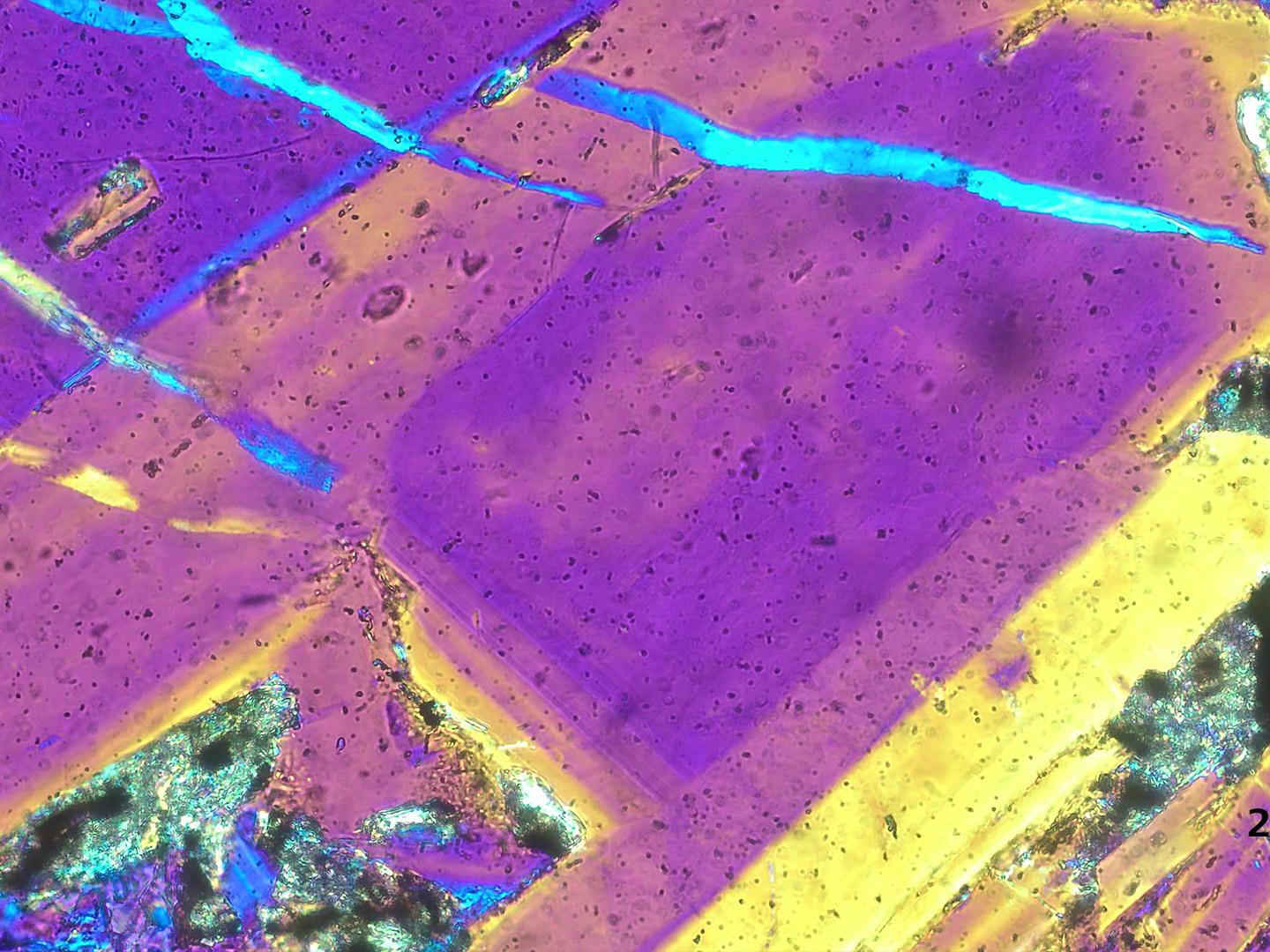 Minéralogie polarisation fluorite